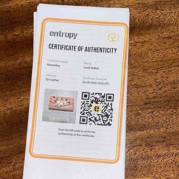 Limited Edition Louis Vuitton Sarah Epi Leather Wallet W/Birds Appliqués w/COA - Picture 15 of 15